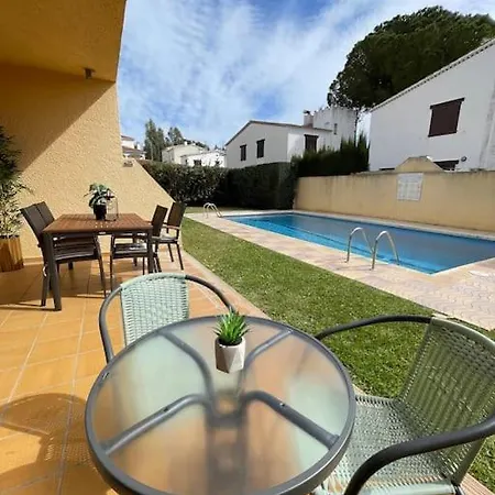 Holiday home Lovely House On The Costa Brava With Pool L'Escala